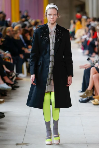 Look 57